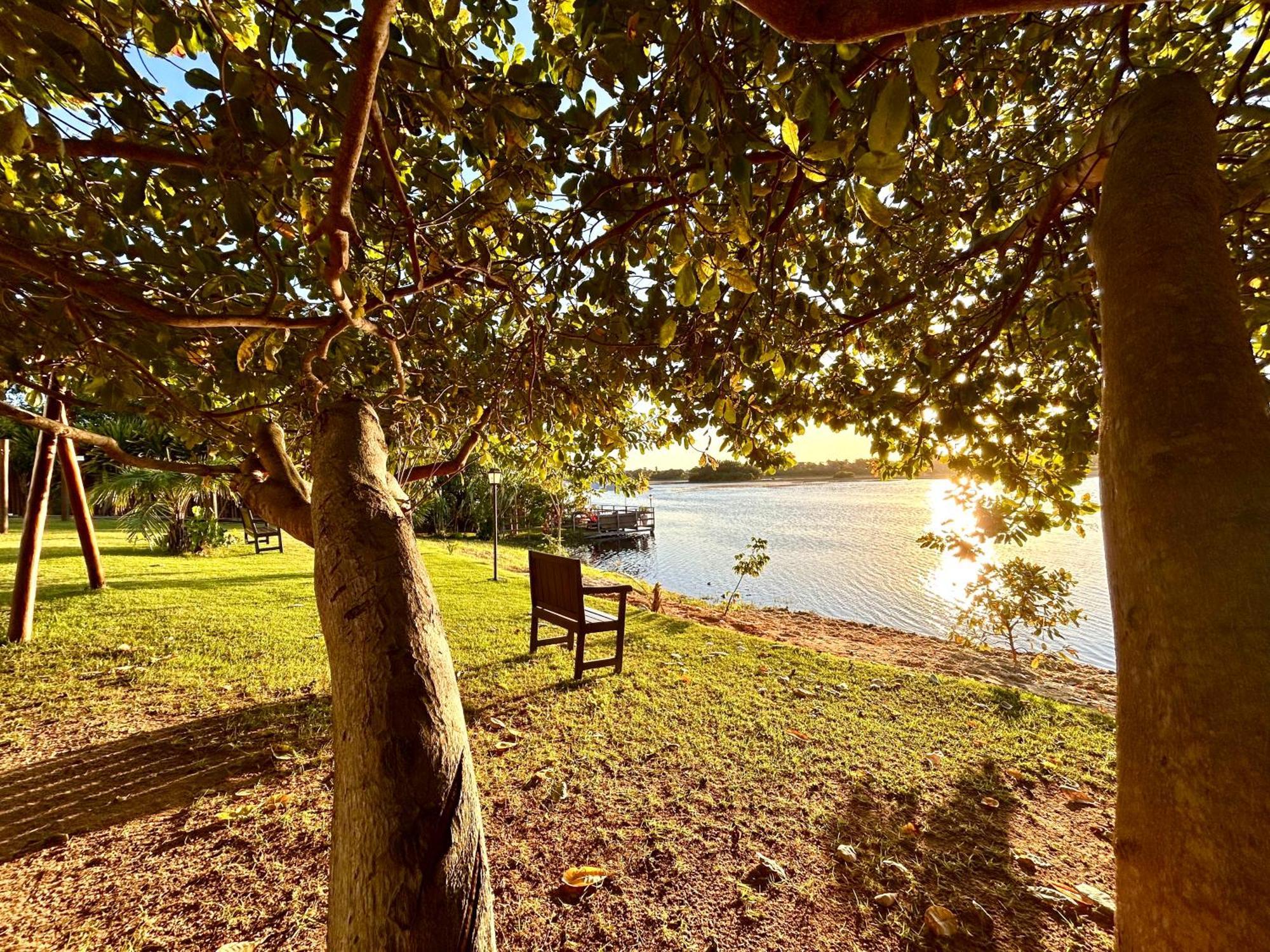 Porto Smeralda, Praia De Guarajuba, Formidavel Exterior photo